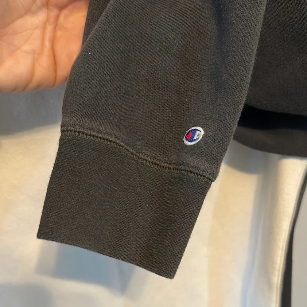 Champion Classic Crewneck Black and Cream Sweater - Picture 7 of 7